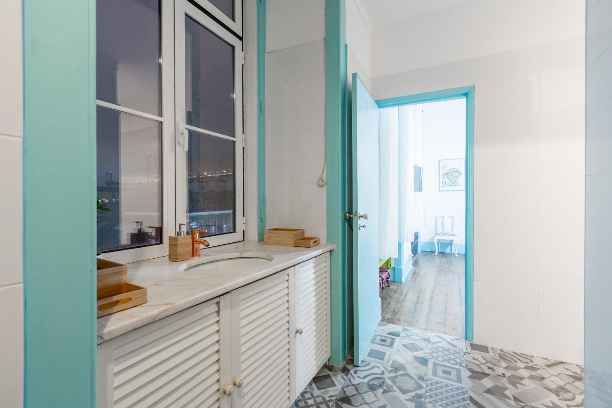 C&O Guest House Lisboa Dış mekan fotoğraf